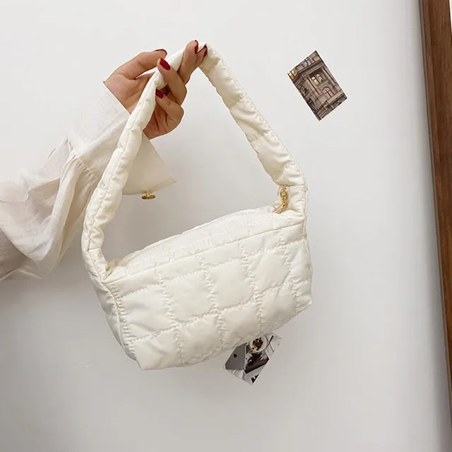 Lattice Pattern Shoulder Bag